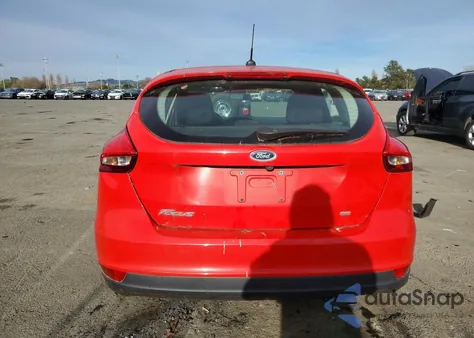 2017 Ford Focus Se z USA, uszkodzony, nr VIN 1FADP3K25HL231747